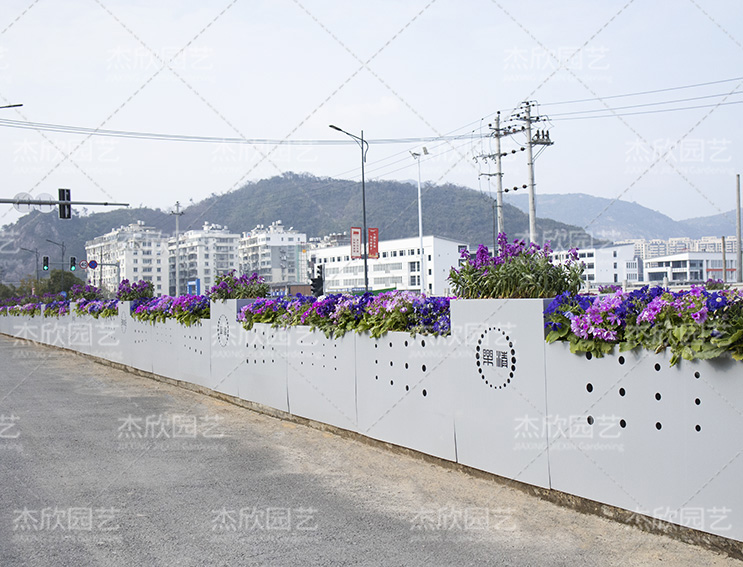 道路隔離花箱設計款浙江案例